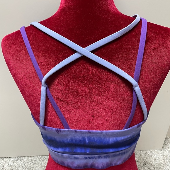 Beautiful PELOTON Cadent StrappyBra - Picture 2 of 2